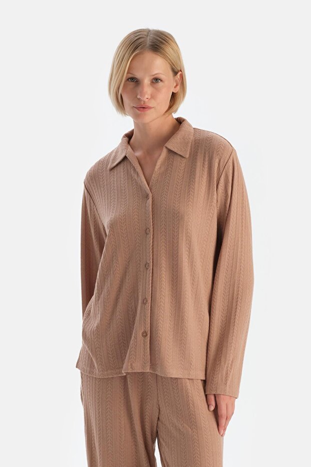 Bej Örgü Detaylı Gömlek - 1