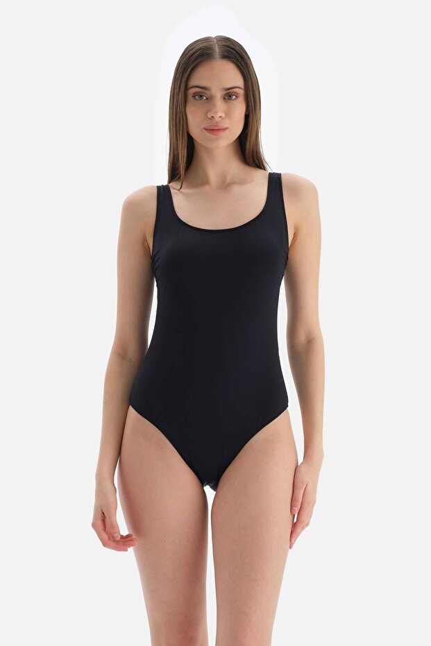 Black Underwireless U-Neck Thick Strap Swimsuit