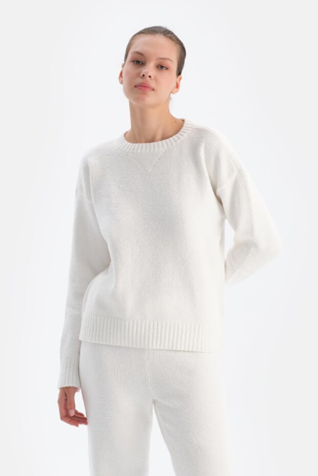 Beyaz Polar Sweatshırt - 1