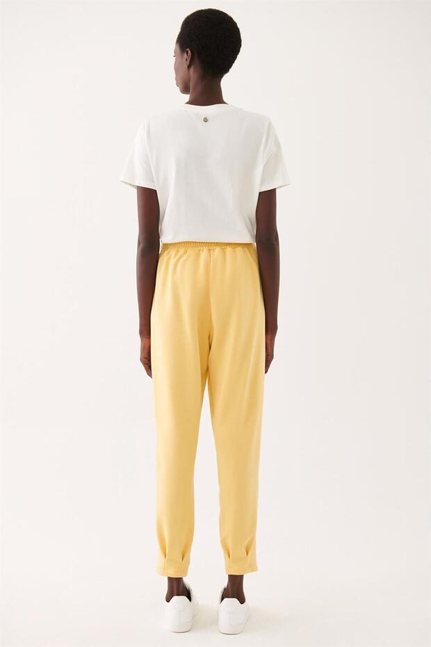 Banners Comfortable Fit Long Length Mid Waist Yellow Color Women's Sweatpants