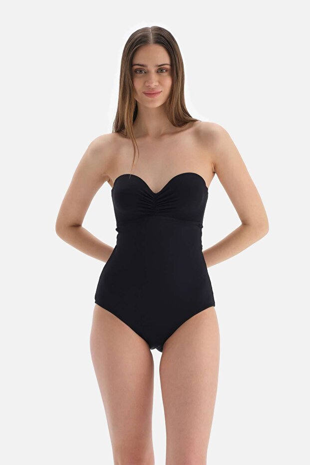 Siyah Straplez Kalplı Mayo - 4