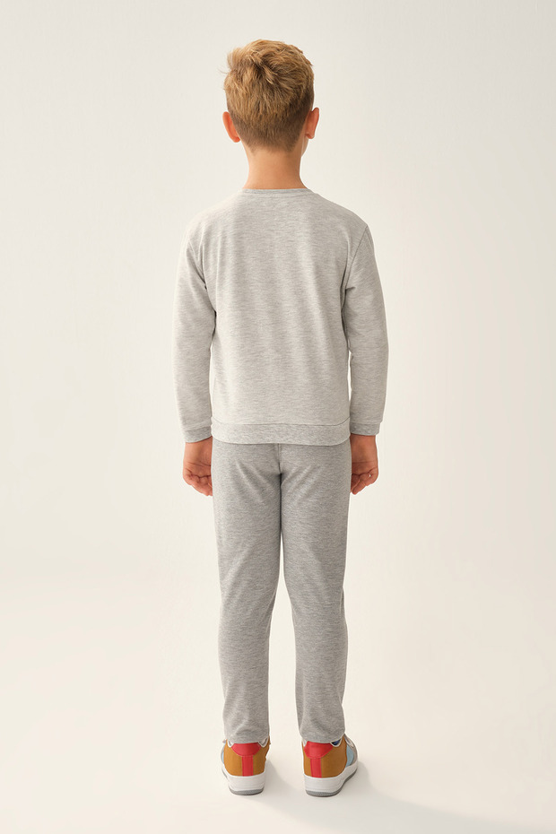 سويت شيرت رمادي للأولاد - 4