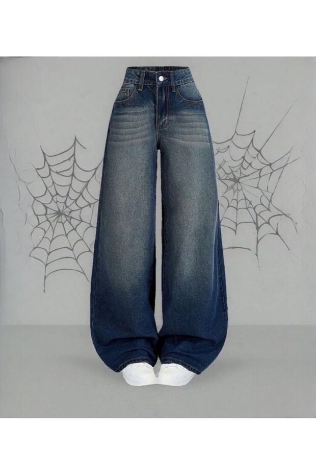 Y2K RECYCLED BAGGY JEANS