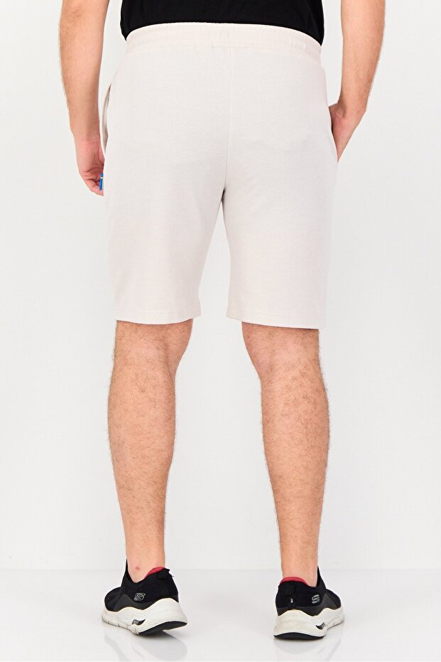 Men Textured Basic Shorts, Ivory - 2