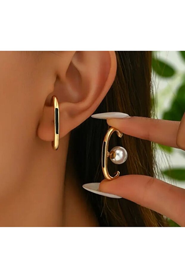 Elegant, Minimalist, Artificial Pearl Detailed Earrings