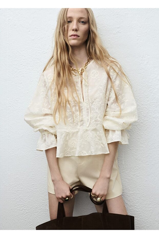 İşlemeli lyocell bluz - 1