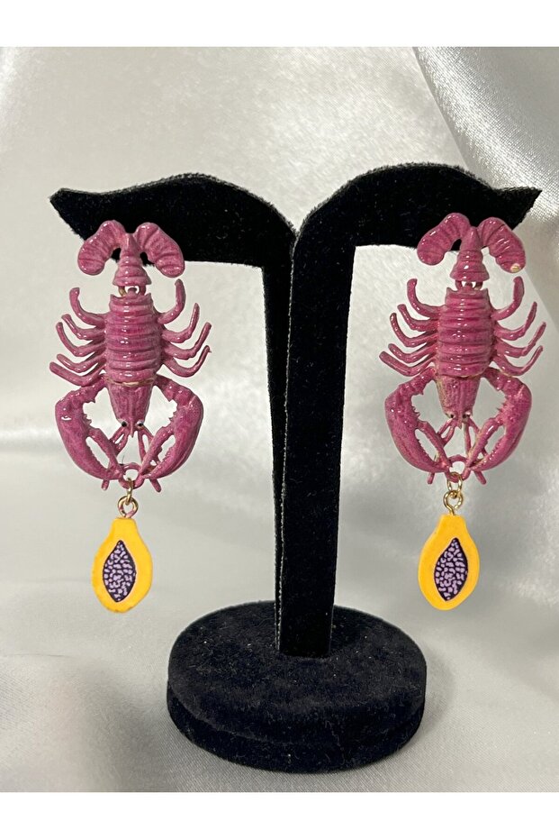 أقراط العقرب - 2