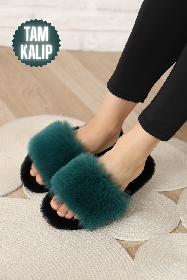 Stylish Flexible House Slippers with Feathers