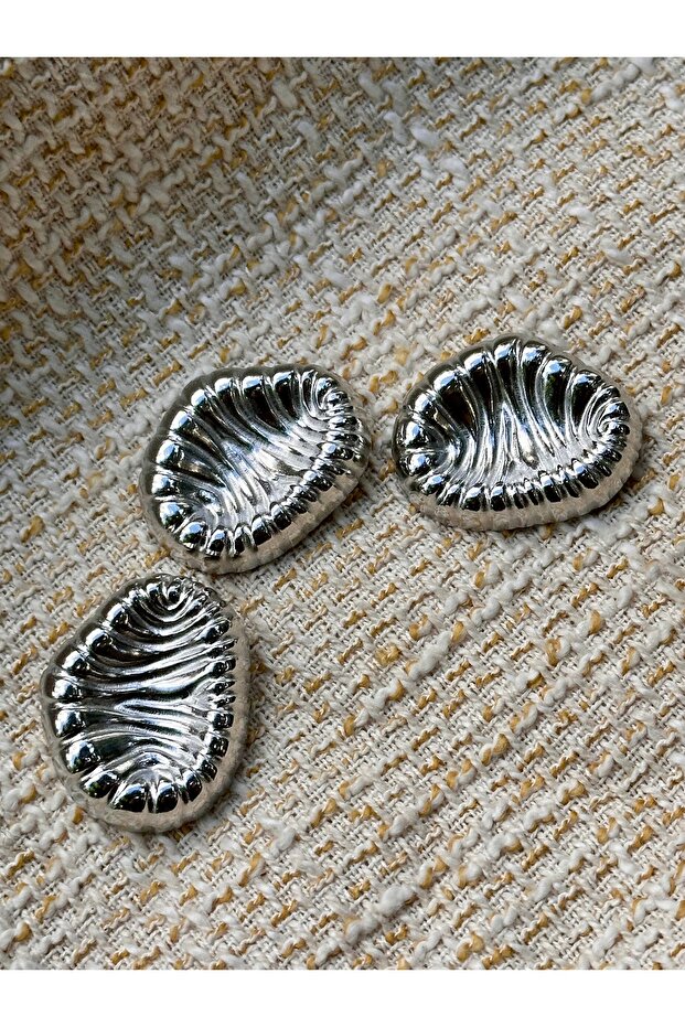 Silver Color New Season 3.4 cm Button Set on the Print Model with Hollowing - 2