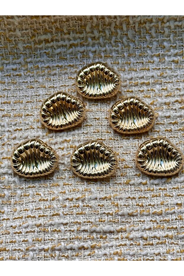 Gold Color New Season 2.3cm Button Set with Hollowing on the Print Model - 1