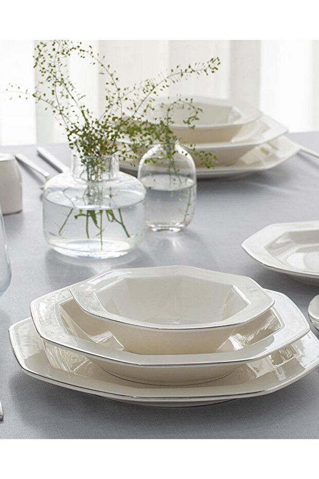 Lioni Porcelain Cake Plate