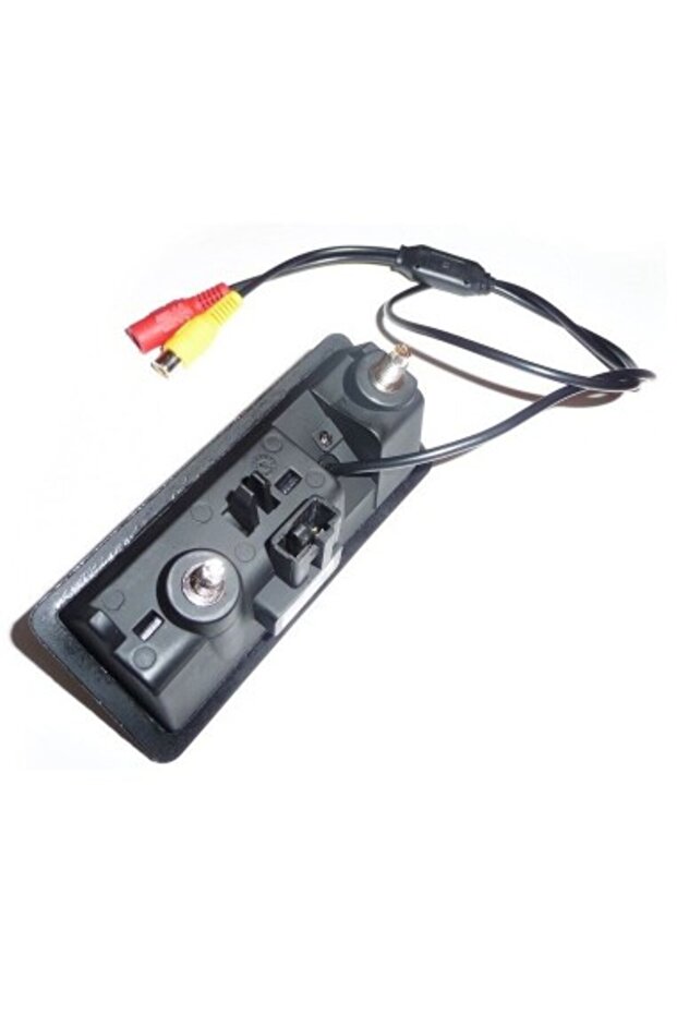 reversing camera on the trunk handle - 4