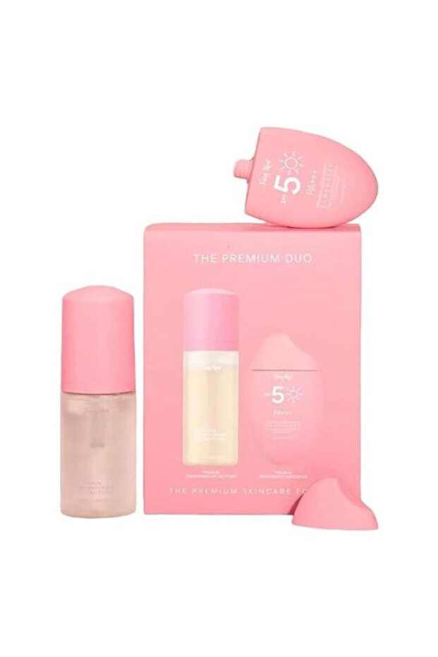 The Premium Duo Brightening Facial Foam & Brightening Sunscreen Kit