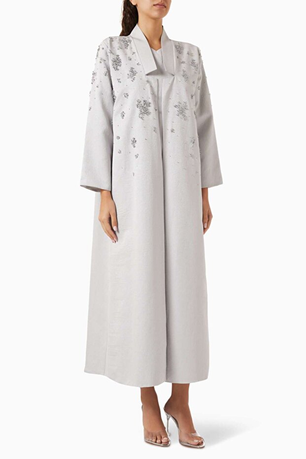 Fashionable Beaded Abaya with Functional and Stylish Drape Structure