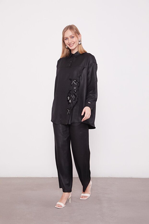 Black Embroidered Rose Detailed Tunic Set - 2