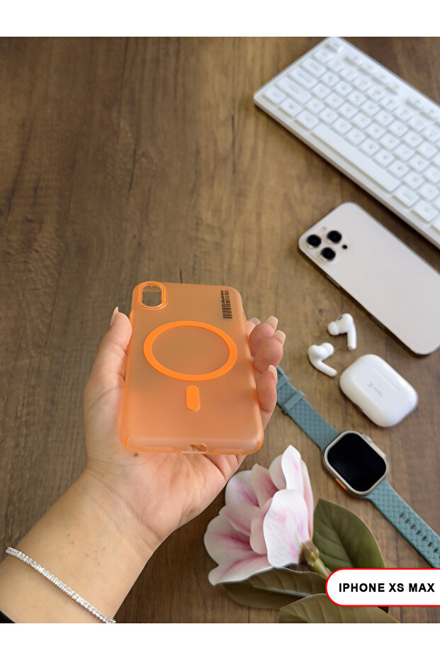 حافظة KLEIN صلبة غير لامعة متوافقة مع Magsafe لهاتف iPhone XS Max - 4