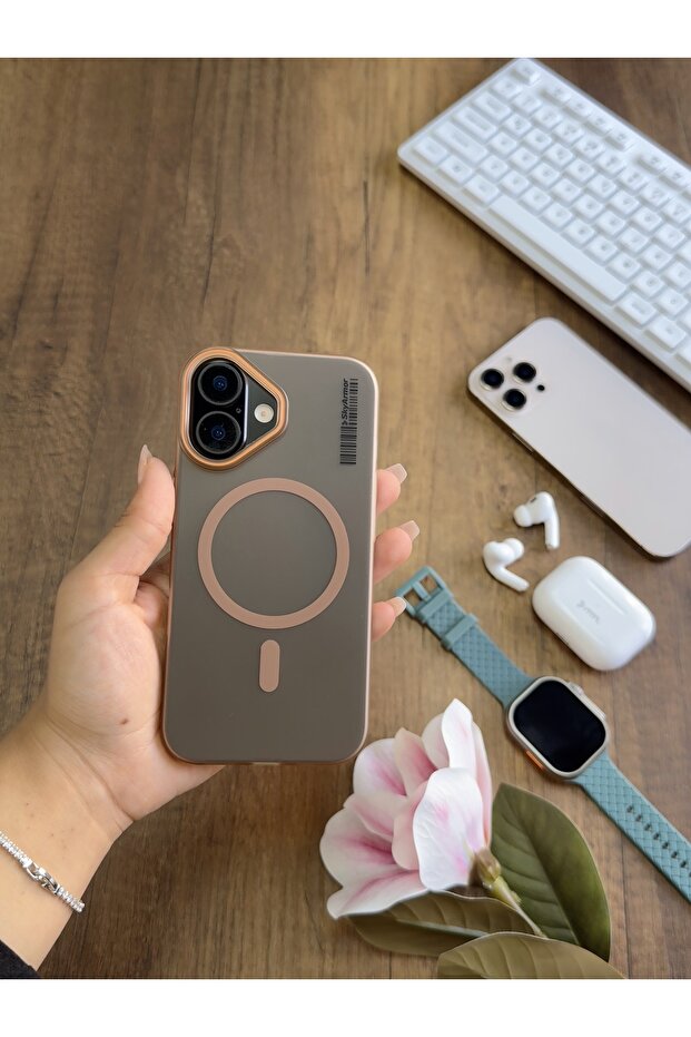 حافظة KLEIN صلبة غير لامعة متوافقة مع تقنية Magsafe لهاتف iPhone 16 - 7