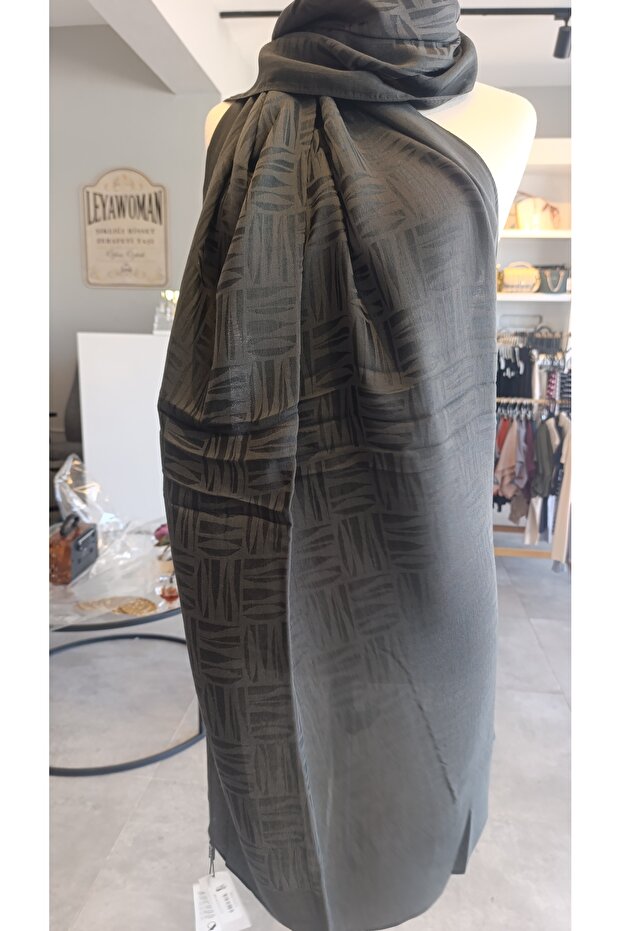 Noura Scarf Diamond Elisa Shawl Cotton Lyocell