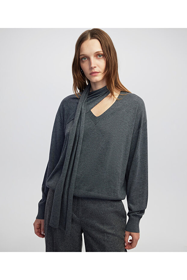 Atkılı V yaka triko - 1