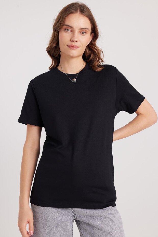 Women's Slim Fit Tight Fit Cotton Soft Texture Lycra Basic Black Crew Neck T-Shirt Blouse