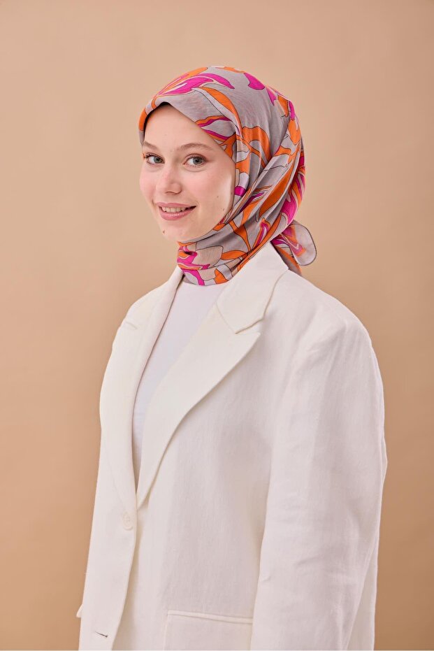 أوليندا وشاح حريري 47003-28