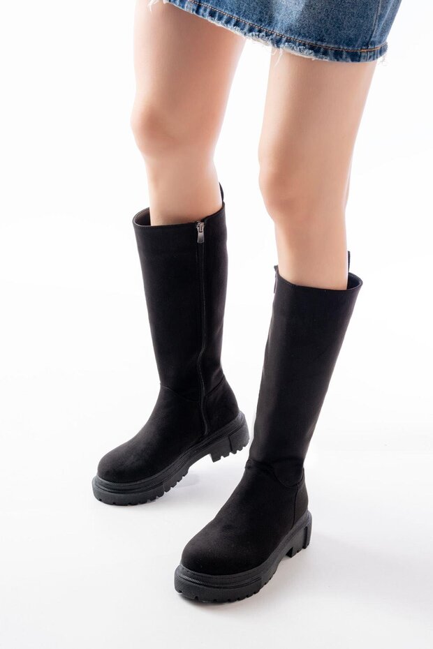 812-340 Black Suede Zippered Daily Women's Boots