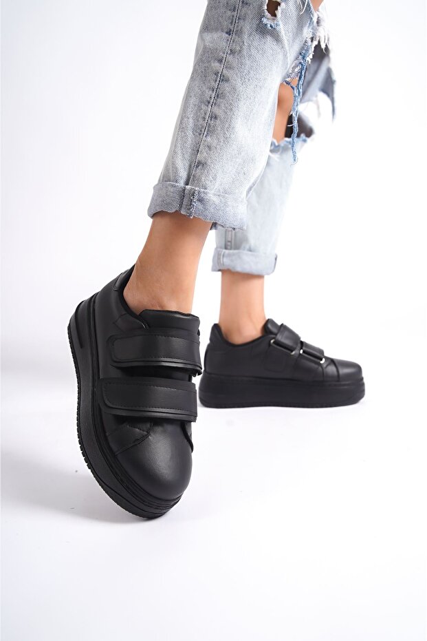 Women's Plain Black Velcro High Sole Sneaker Wsb4064