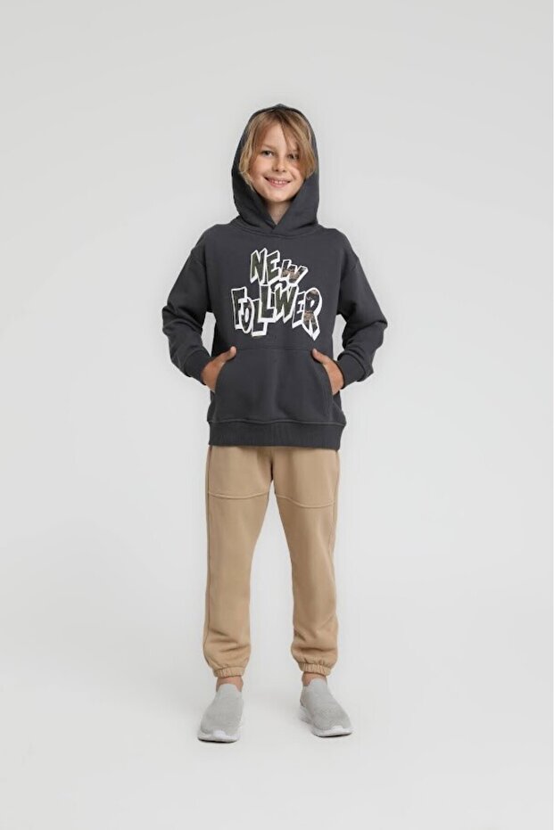 بنطال رياضي للأولاد موديل 1870 - 1