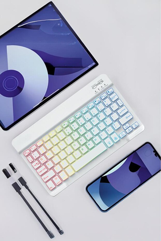 TMK-09 Beyaz Şarj Edilebilir RGB Işıklı Kablosuz Klavye Mouse Seti - 5
