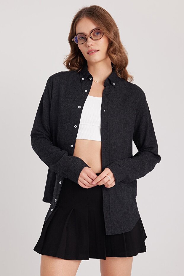Women's Slim Fit Buttoned Collar Winter Wool Viscose Plain Black Shirt