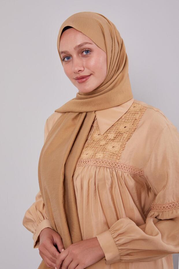 شال لاتيه سادة من أديريا - 1