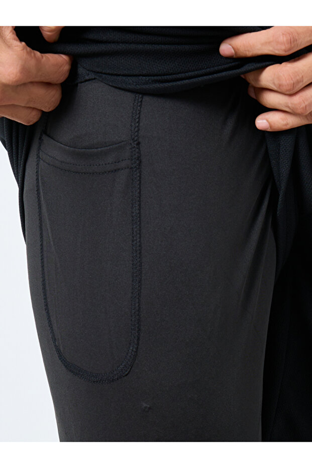 شورت تدريب متين مع جيوب - 4