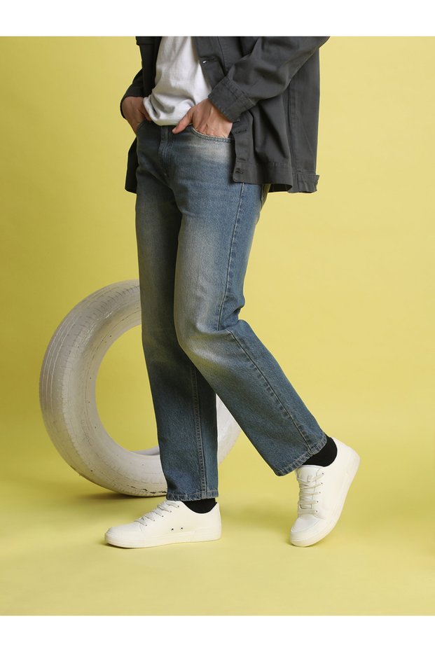 Men Cotton Relaxed Fit Faded Jeans