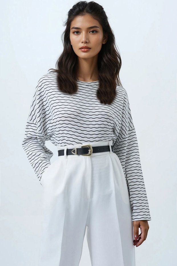 Women's White Striped Crew Neck Bat Sleeve Wide Cut Knitwear Blouse Alc-X14392
