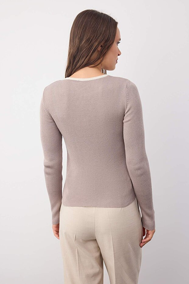 Wardrobe Essentials Beig Interlaced Strickbluse-Pullover | TWOAW26KZ00022 - 4