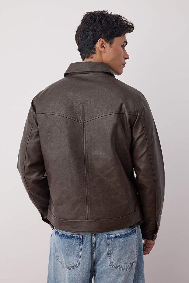Kahverengi Regular Fit %100 PU Suni Deri Erkek Mont TMNAW26MO00010 - 4