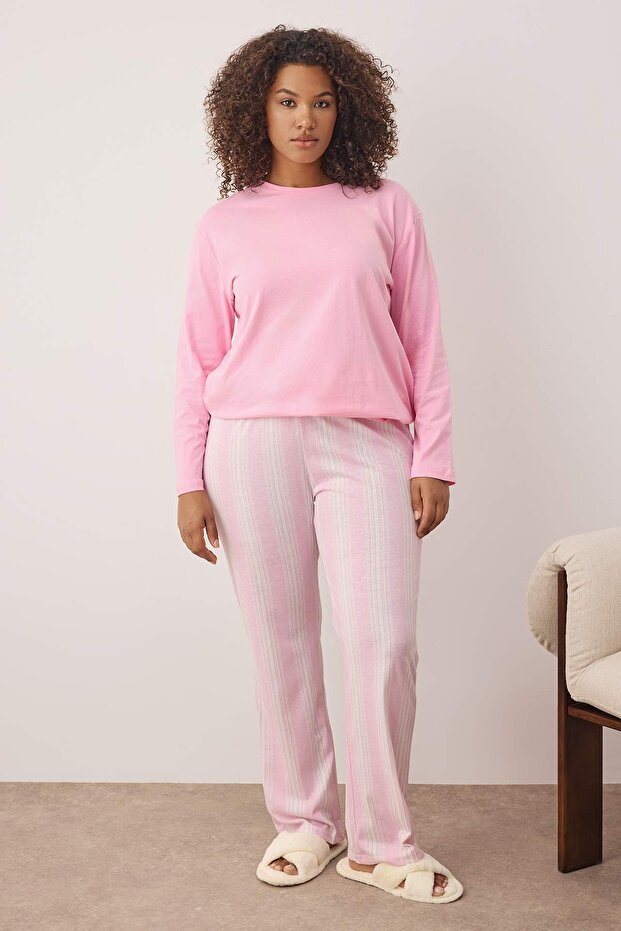 Pembe %100 Pamuklu Çizgili Örme Büyük Beden Pijama Takımı TBBAW26AI00014 - 2