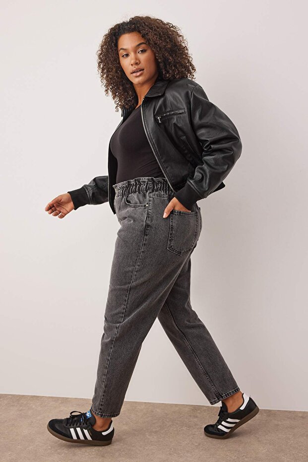 Szare jeansy mom jeans z wysokim stanem i gumką w pasie, duże rozmiary TBBAW23JE00002 - 3