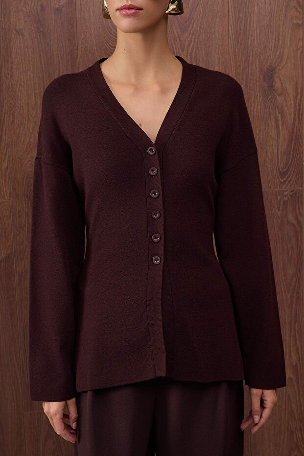 Specjalna kolekcja Brązowy sweter z dekoltem w serek, merceryzowany, z wysokiej jakości przędzy TWOAW26HI00079 - 3