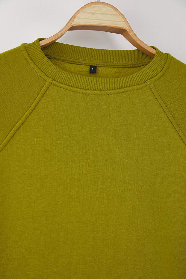 Yağ Yeşili Relaxed/Rahat Kalıp Basic Reglan Kol Bisiklet Yaka Örme Sweatshirt TWOAW24SW00104 - 6