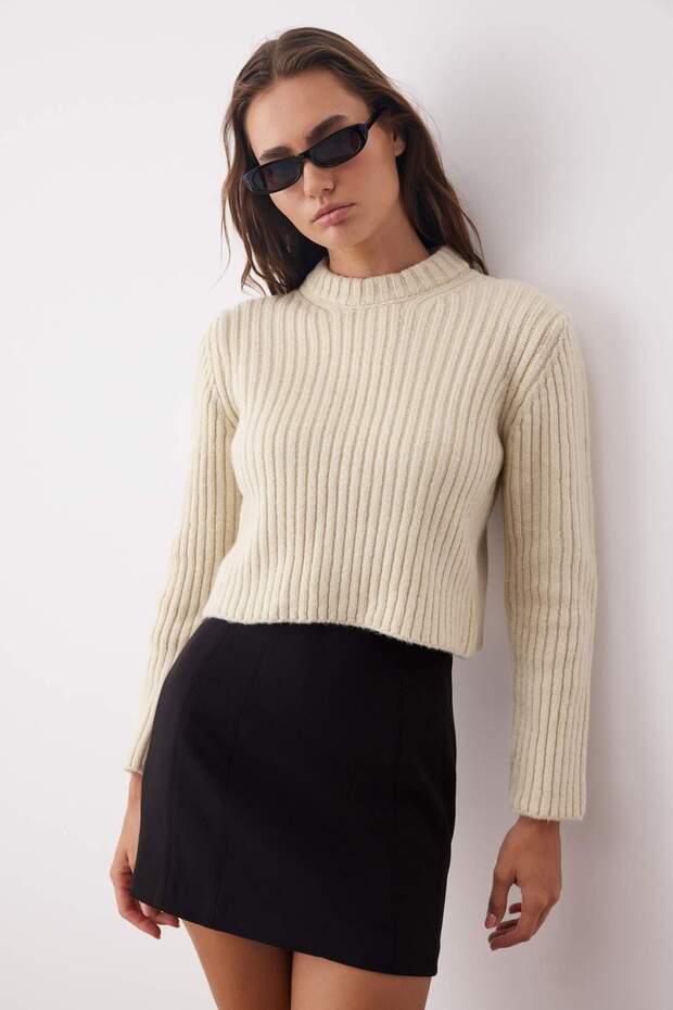 Stone Crop Soft Textured Crop/Short Knitwear Sweater Twoaw26Kz00176