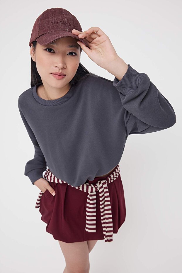 Antrasit Relaxed/Rahat Kalıp Beli Lastikli Crop Örme Sweatshirt TWOAW26SW00000 - 2