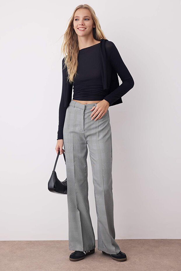 Gri Ekoseli Flare Bootcut Kumaş Pantolon TWOAW26PL00067 - 1