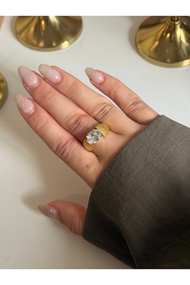 Vintage Solitaire Ring - 1