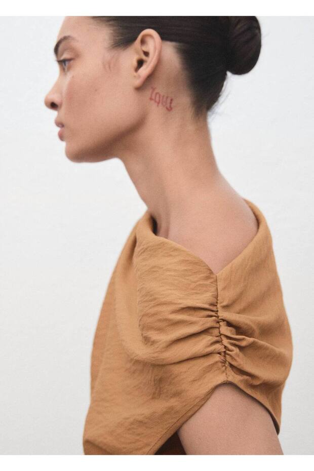 Drapeli asimetrik uzun elbise - 8