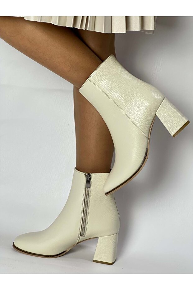 BOT Bot & Bootie - 1