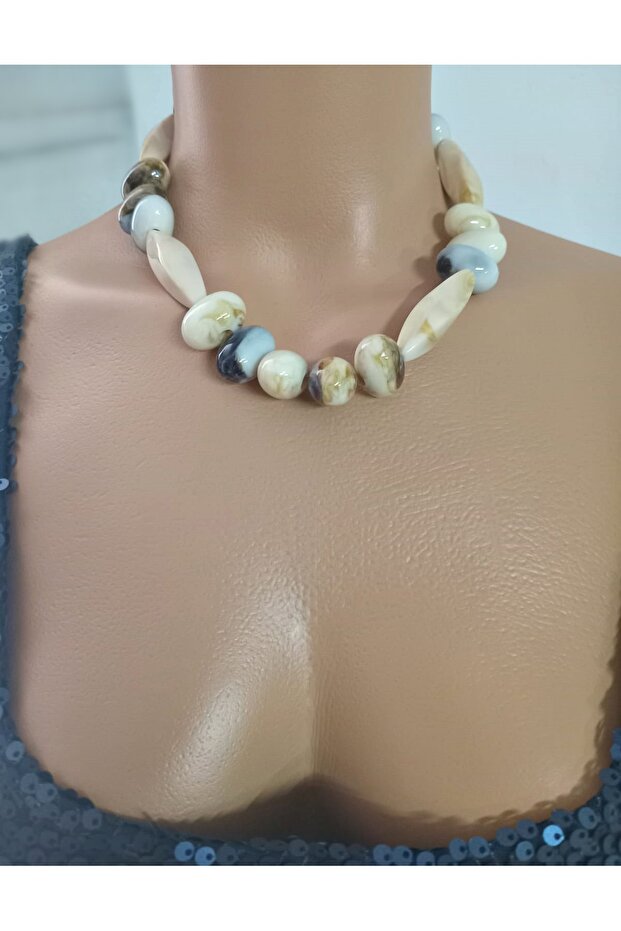 Krem Boncuklu Elegant Kolye - 2