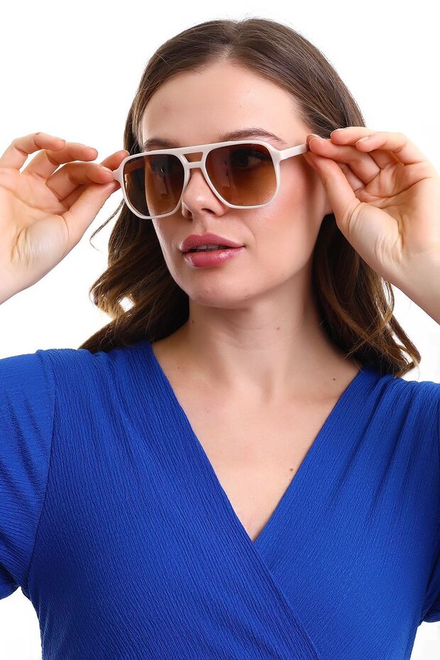 Aevento Unisex Cream Square Frame Brown Glass Uv400 Sunglasses