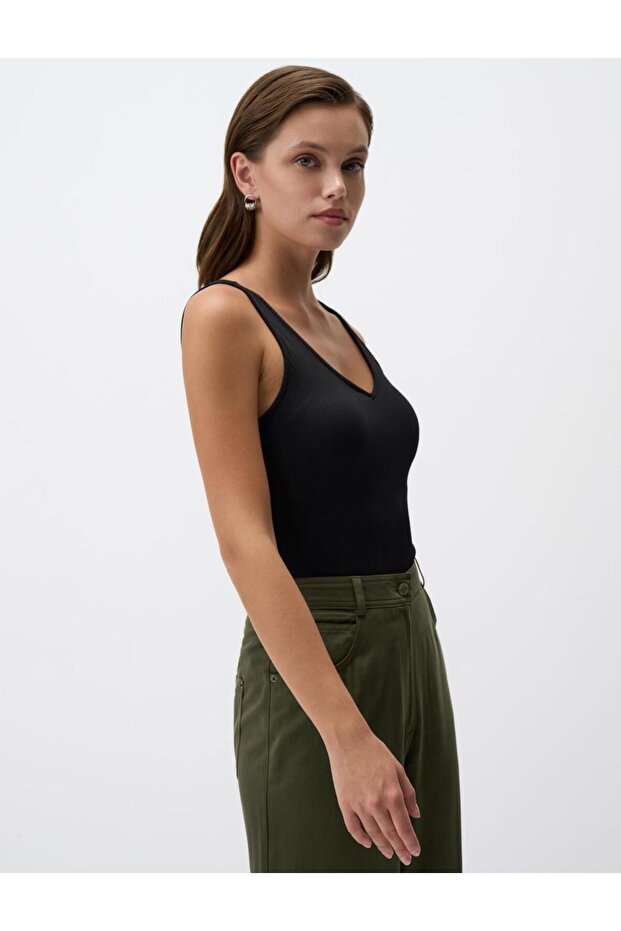 Siyah V Yaka Kolsuz Basic Örme Atlet - 4