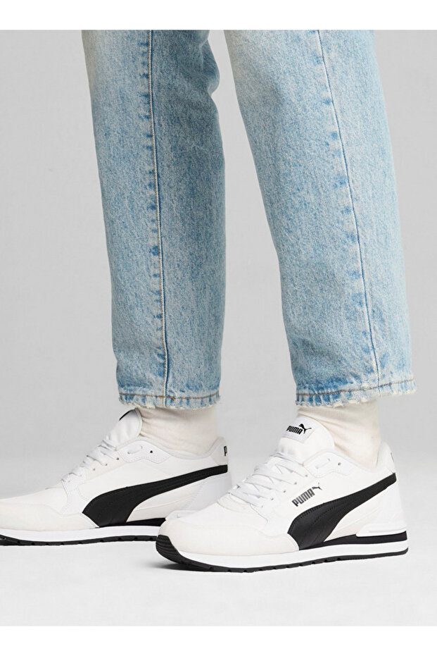 ST Runner v4 Nylon Sneakers - 2